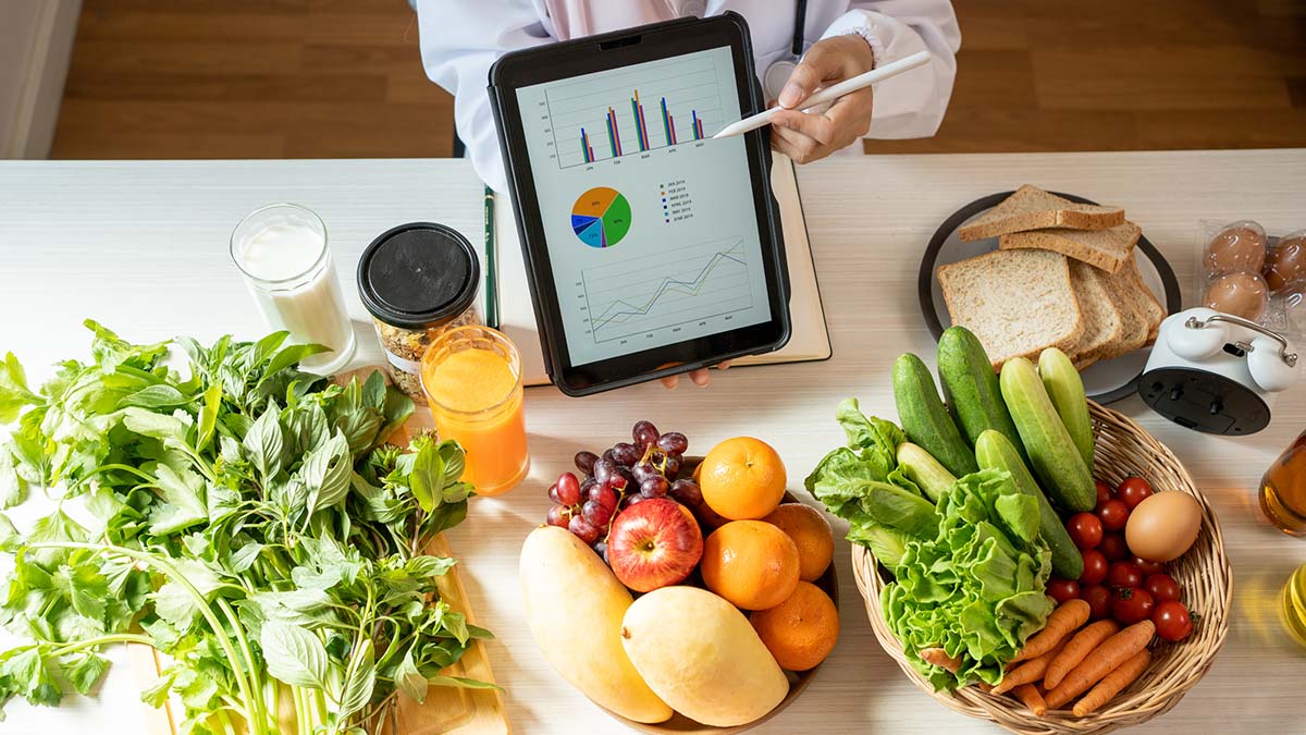 New Consumer Research on Food As Medicine: The Power of RDNs in Driving Healthful Changes