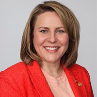 Headshot. Kerri L. Knippen