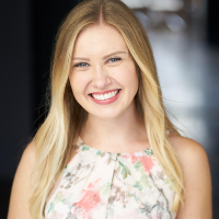 Headshot. Sarah Lackowski