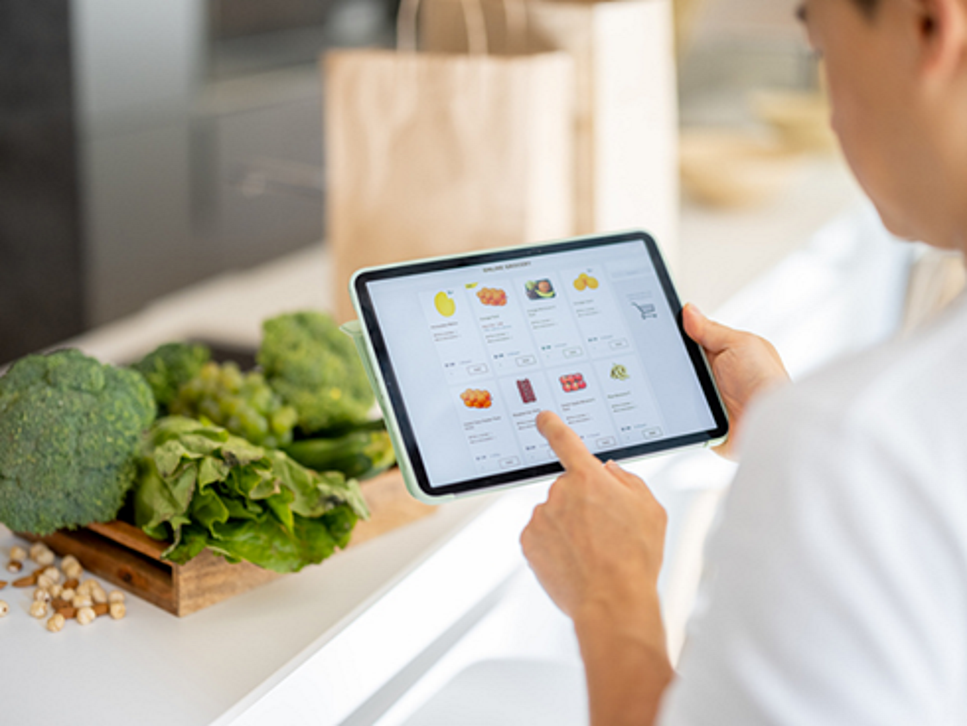 Leveraging Registered Dietitians to Improve the Digital Shopping Cart