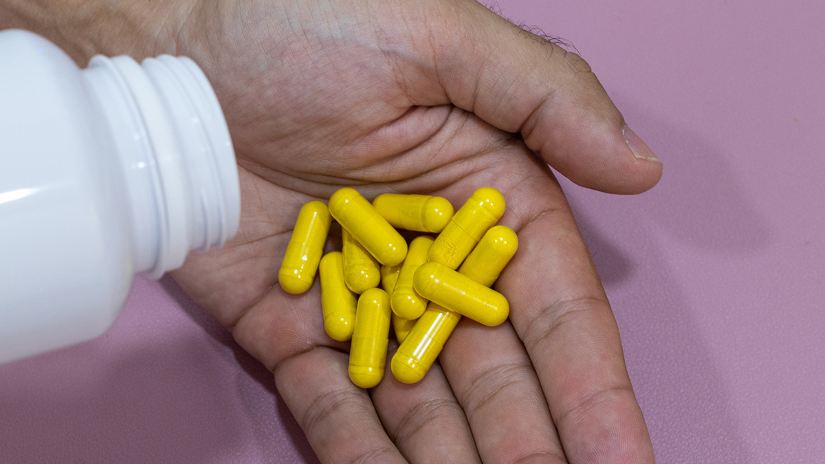 Dietary Supplements in the Military: Use, Threats, and Proposed Educational Solutions