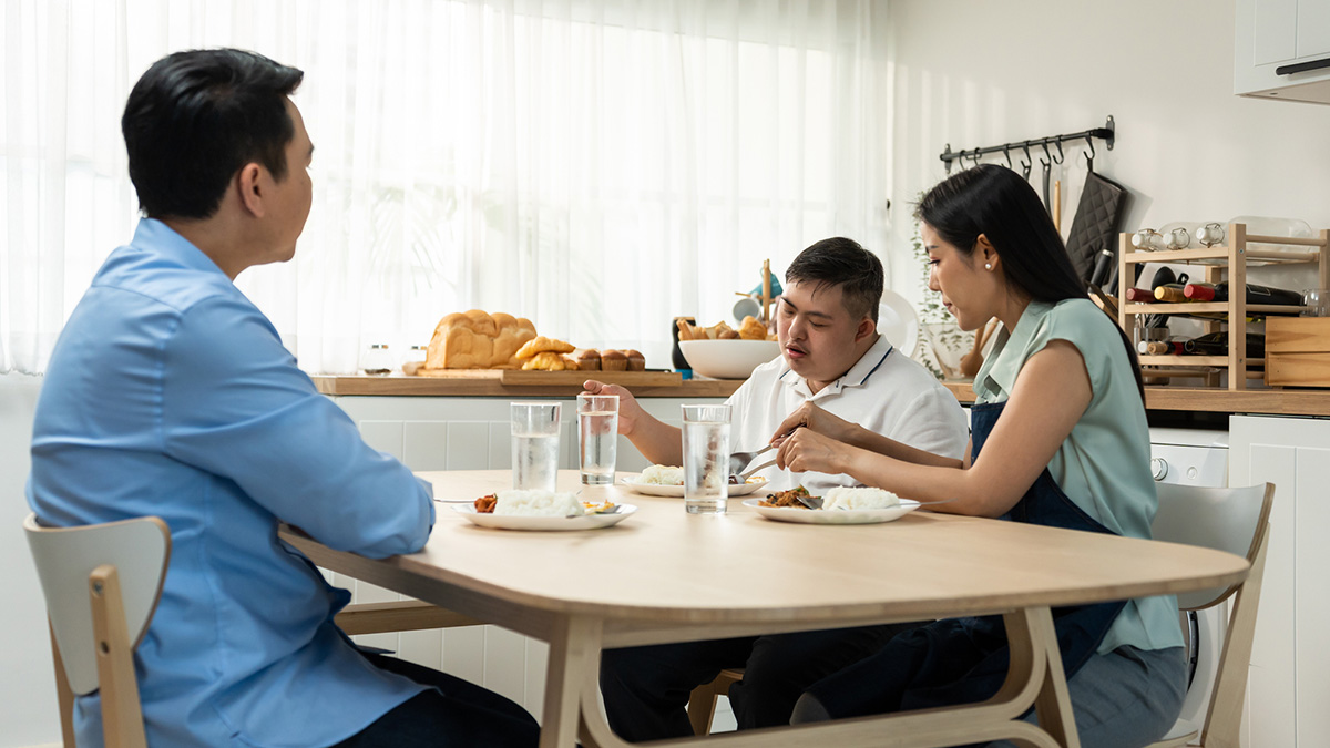 Improving Health Equity for Youth with Autism or Intellectual Disability Through Integrated Nutrition Care