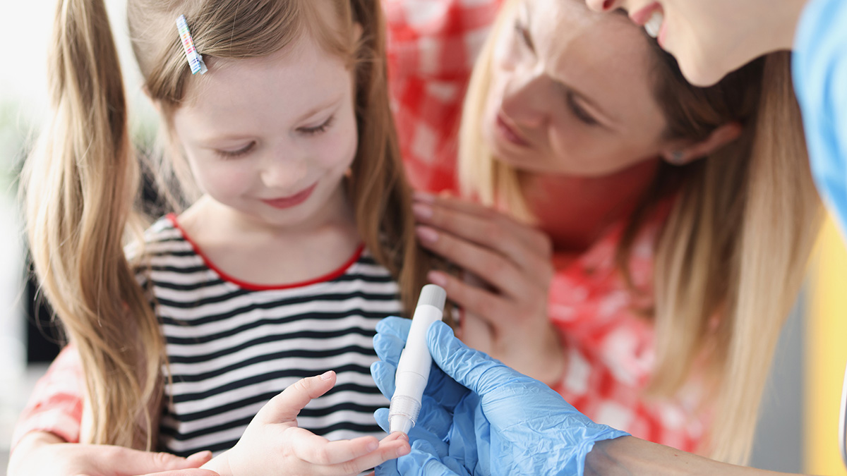 Providing MNT for the Pediatric Type 1 Diabetes Population:  What Does the Evidence Show?